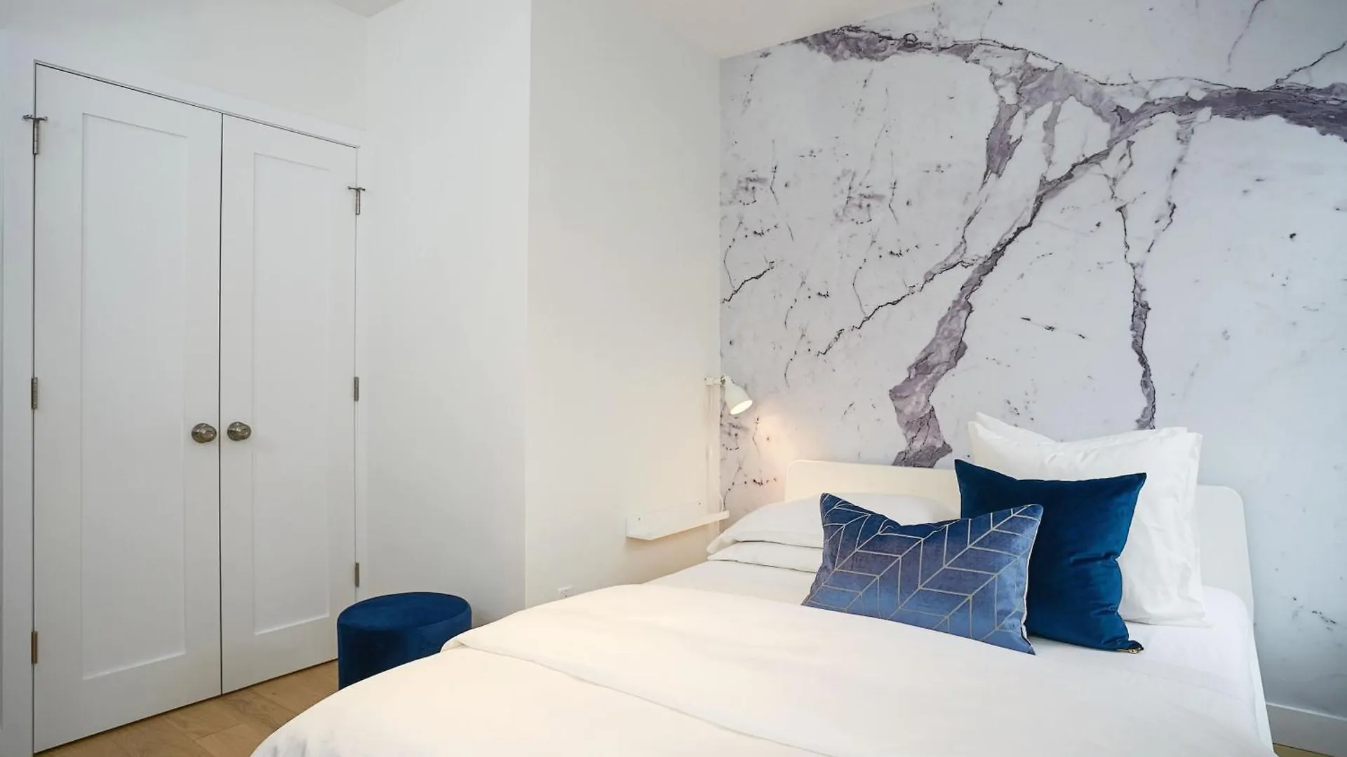 Explore Montreal From Sleek Contemporary Apartment By Den Stays