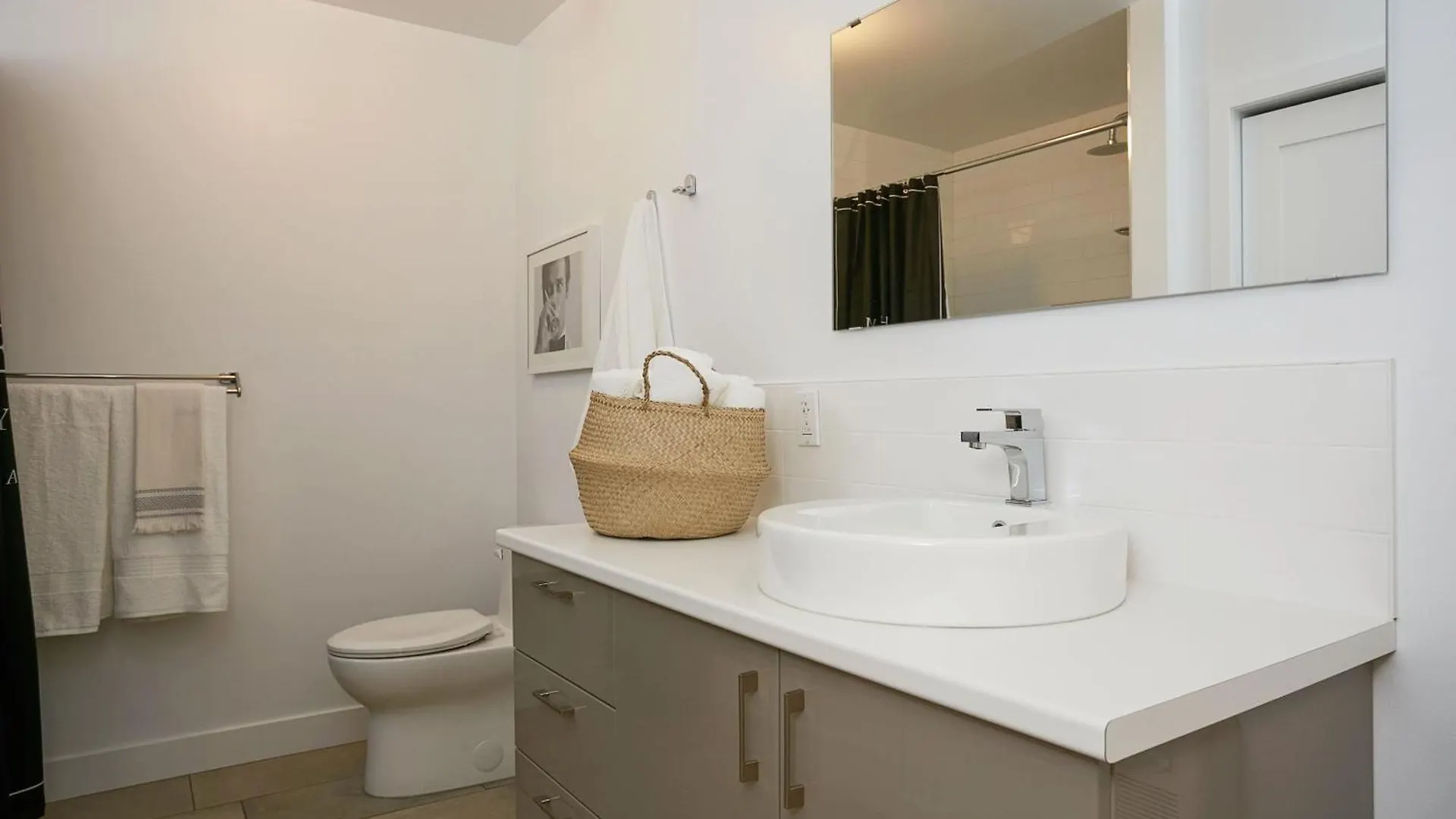 Explore Montreal From Sleek Contemporary Apartment By Den Stays Canada